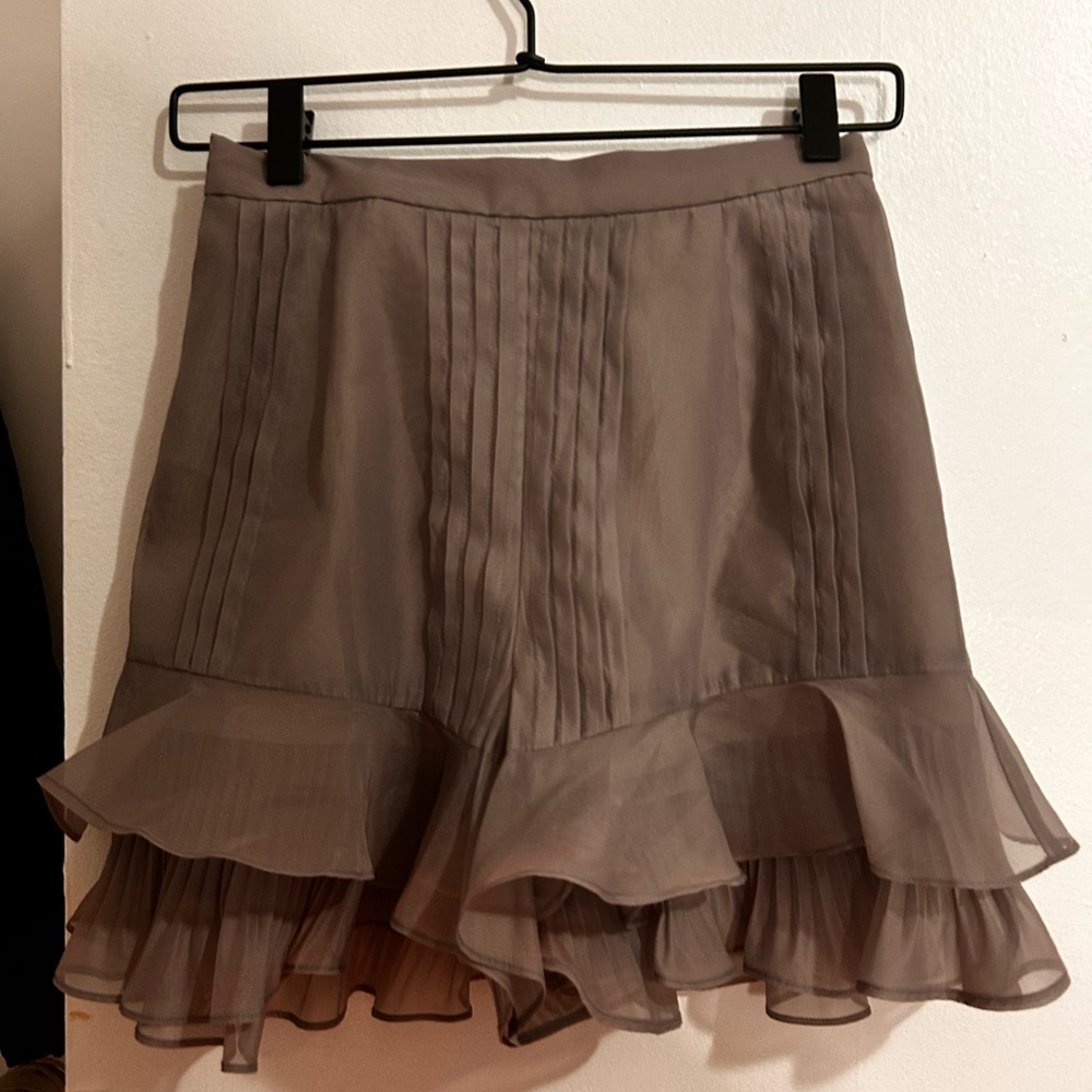 Elegant gray Ruffled Skirt